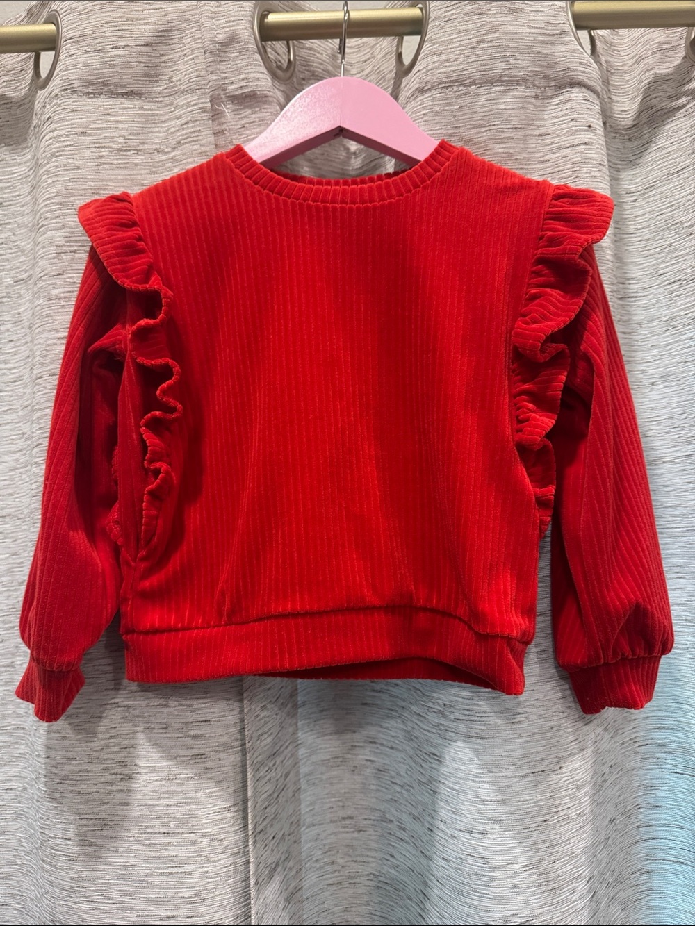🚨2/$10🚨okie dokie Red Corduroy Ruffle Sweatshirt